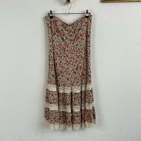 Punch Fashion Maxi Lace Floral Peasant Skirt - Picture 1 of 7